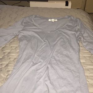 Stretchy light blue shirt